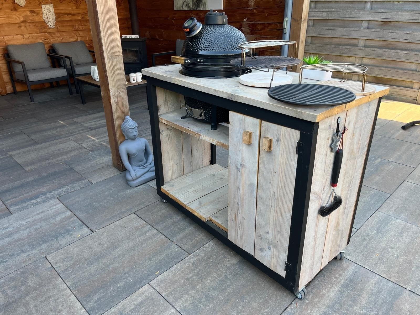 KAMADO BBQ grill 34 cm inclusief buitenkeuken., Tuin en Terras, Buitenkeukens, Ophalen of Verzenden, Houtskool