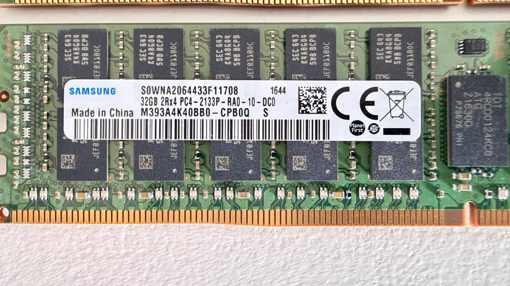 12x Samsung ECC 32GB 2Rx4 PC-4 2133P geheugen., Ophalen of Verzenden, Zo goed als nieuw, 32 GB, 2 tot 3 Ghz