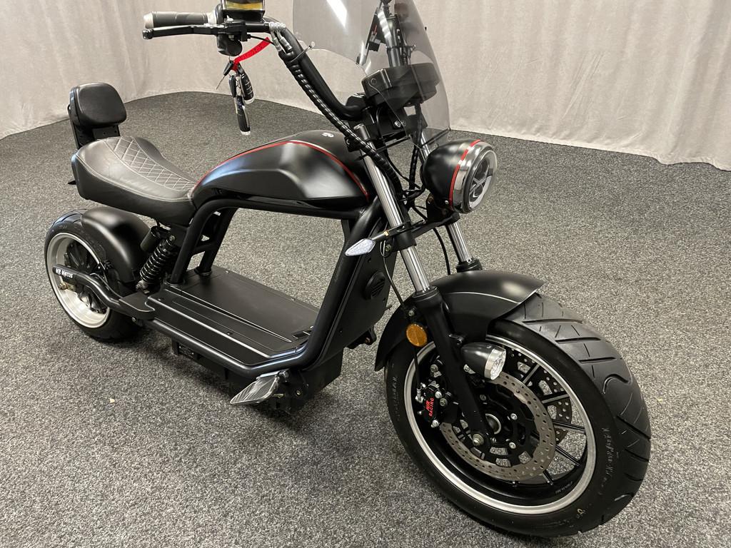 Luqi Bromscooter HL 6.0 S | Chopper | Elektrisch |, Fietsen en Brommers, Gebruikt, Industrieweg 36C
9403AB  ASSEN, NL, Verkoop@careurope.nl