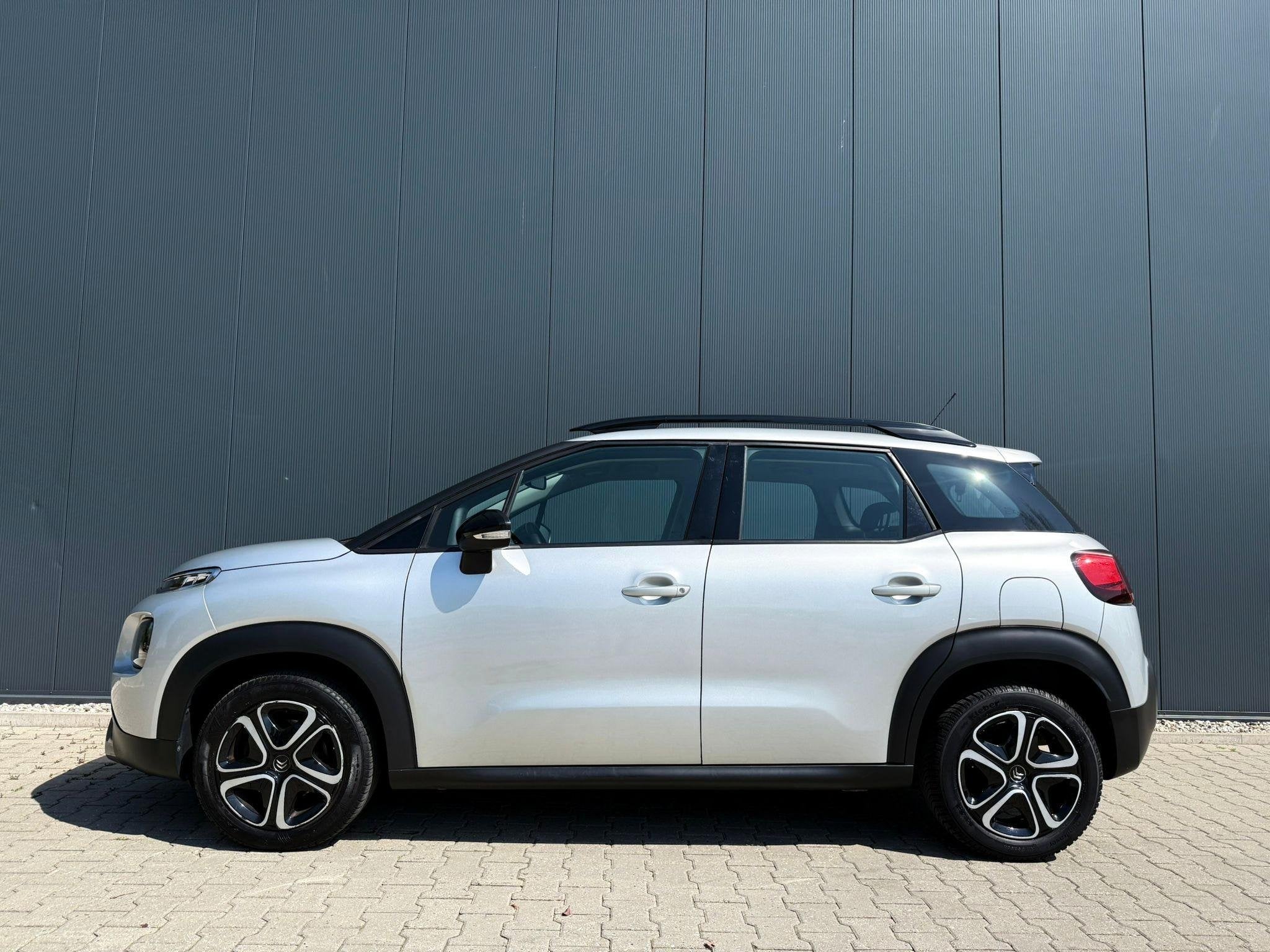 Foto 3 van Citroen C3 Aircross 1.2 PureTech S&S Feel airco / cruise / n