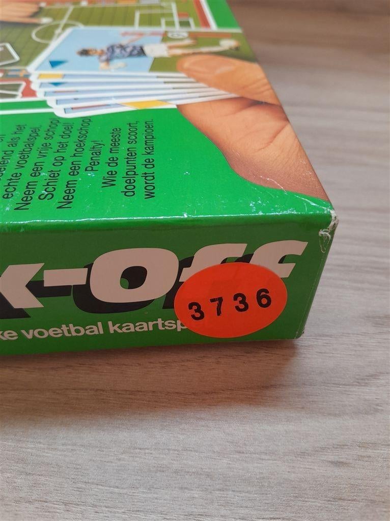 Kick-Off het klassieke voetbal kaartspel - s3736, Verzenden, Zo goed als nieuw