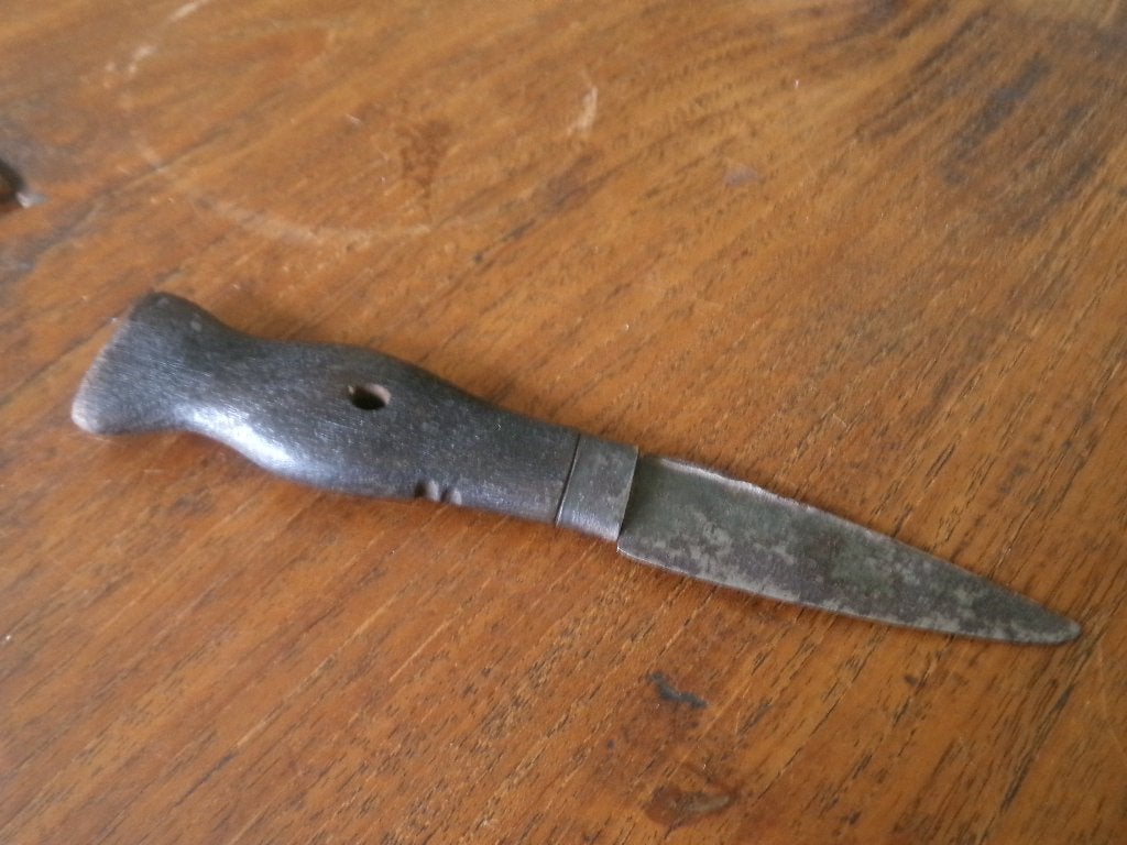 Militaria - Antiek Mes / Dolk - 19e eeuw - Zie de foto's, Ophalen of Verzenden, Overige soorten, Overige gebieden, Mes of Dolk