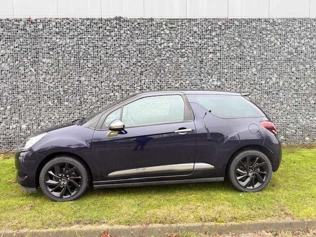 Citroen DS 3 1.2 Ultra Prestige 110pk Camera, Auto's, Voorwielaandrijving, Dealer onderhouden, Gebruikt, Euro 6