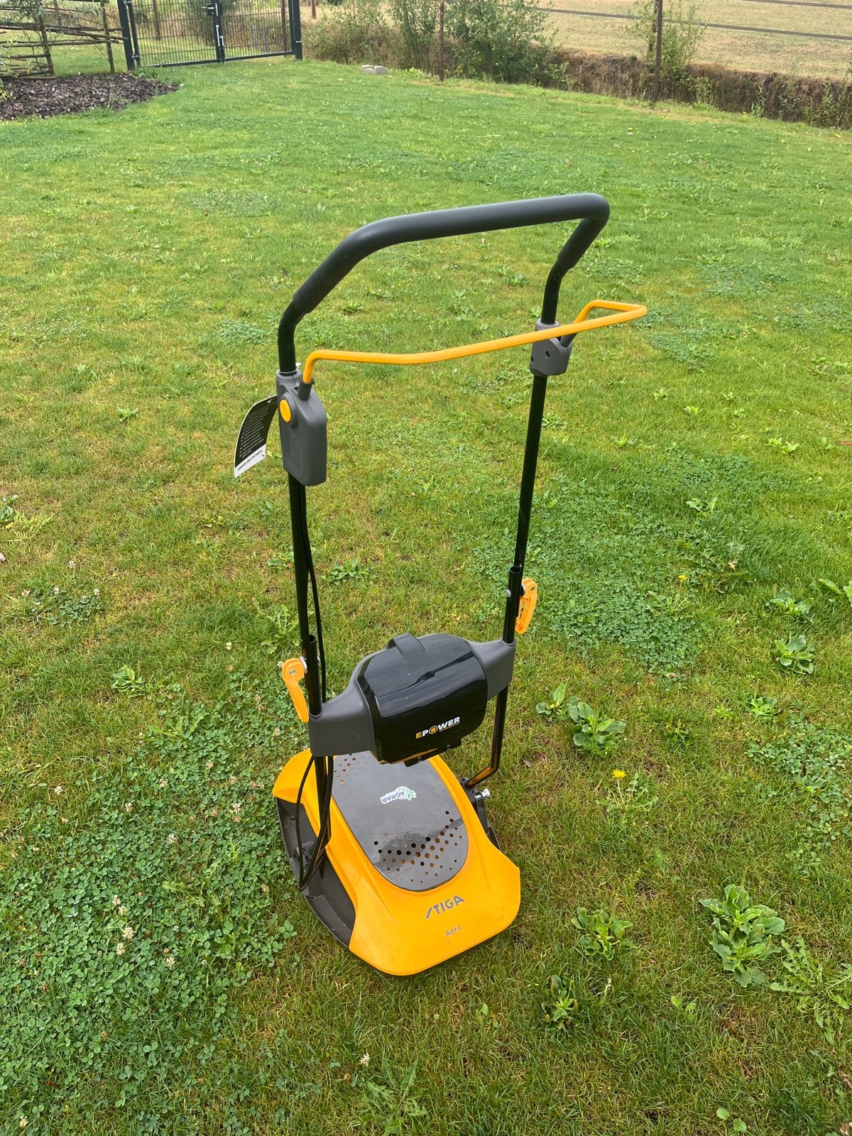 Stiga Aero accugrasmaaier - Zo goed als nieuw, Tuin en Terras, Grasmaaiers, Ophalen, Cirkelmaaier, Accu-grasmaaier, Zo goed als nieuw