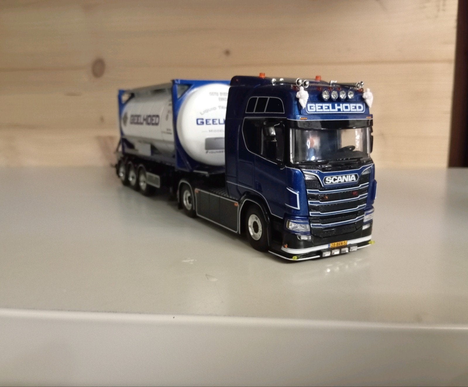 Scania Geelhoed containerchassis WSI, Hobby en Vrije tijd, Modelauto's | 1:50, Ophalen of Verzenden, Nieuw, Bus of Vrachtwagen