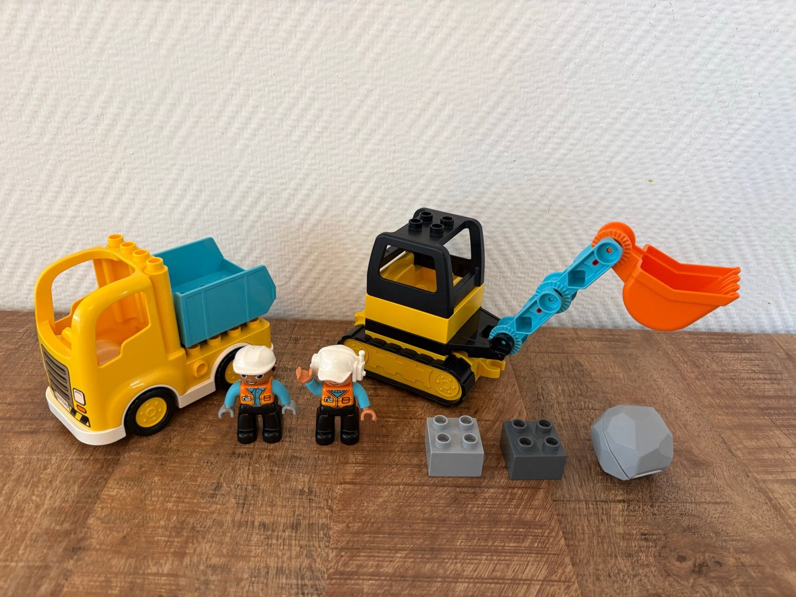 Duplo truck & graafmachine 10931 (schep mist), Ophalen, Gebruikt, Complete set, Duplo