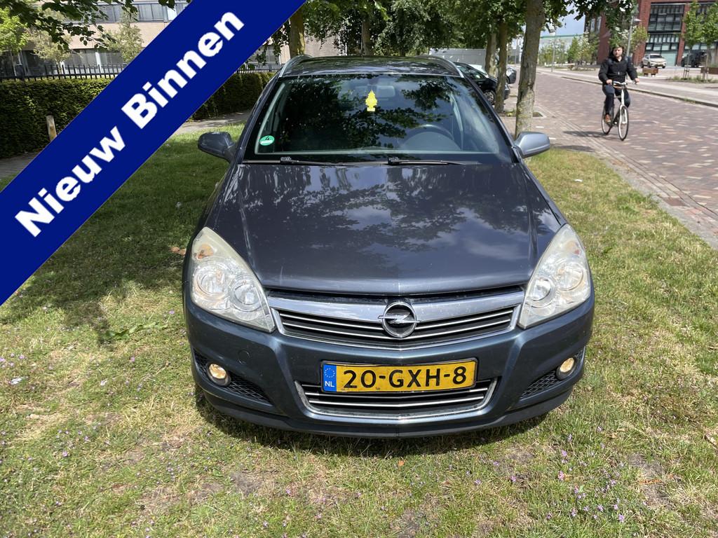 Opel Astra Wagon 1.6 Temptation Zuinig 1.6 vele opties goed, Auto's, Voorwielaandrijving, 657 kg, Gebruikt, Zwart