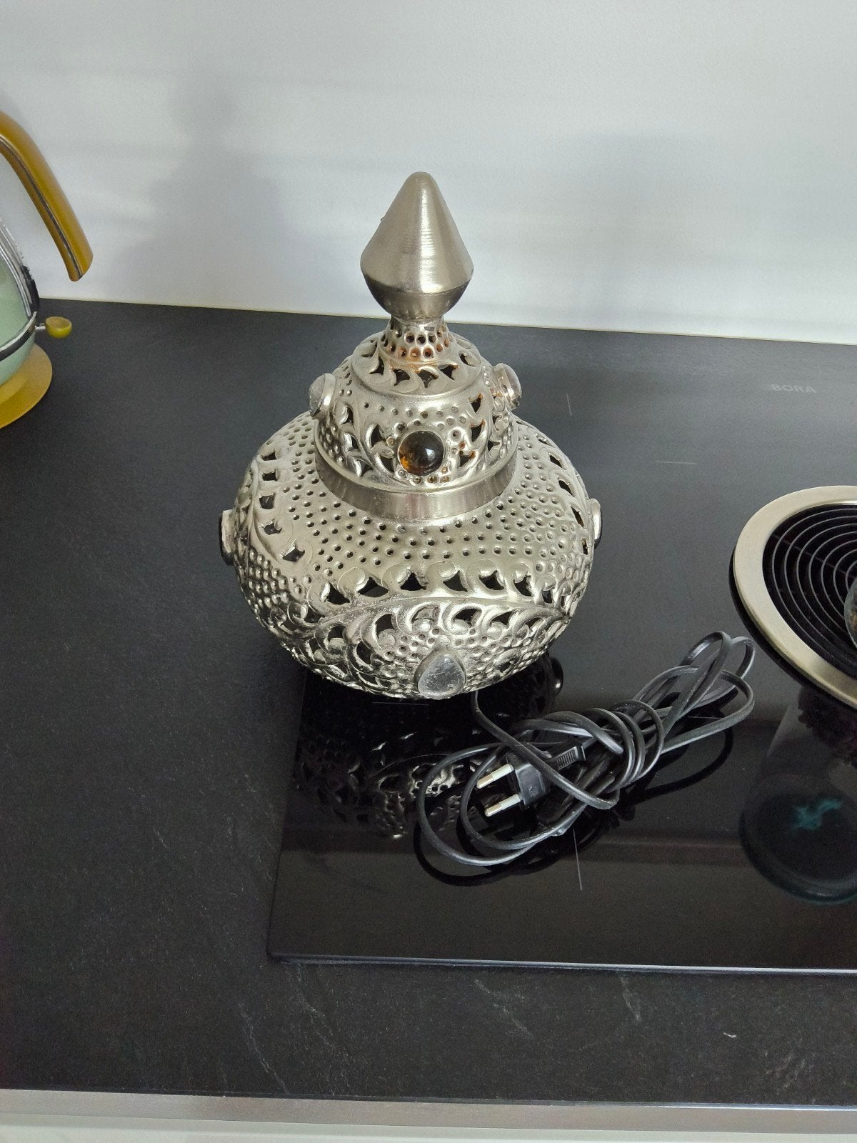 Decoratieve Oosterse Tafellamp - Zilverkleurig Metaal, Overige merken, Gebruikt, Overige fittingen, Ophalen of Verzenden