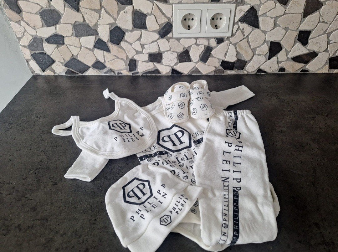 Baby kleding New born PHILIPP PLEIN jongen & meisjes 😍🥰😘, Kinderen en Baby's, Ophalen of Verzenden