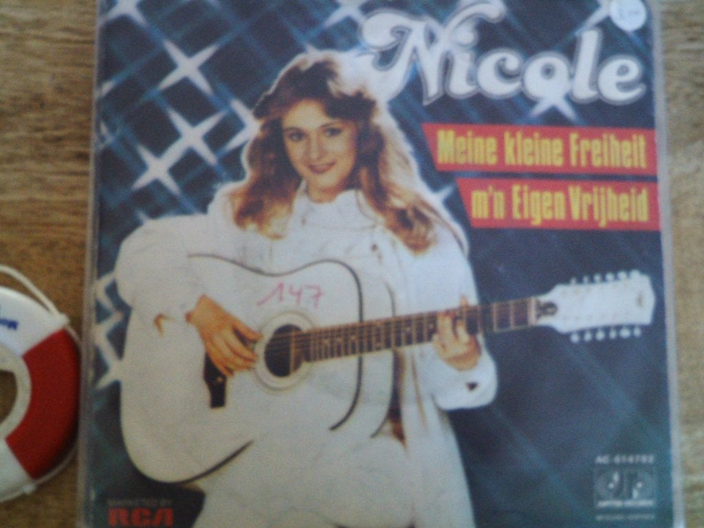 nicole - m'n eigen vrijheid  1jul, 7 inch, Ophalen of Verzenden, Zo goed als nieuw, Fotohoes