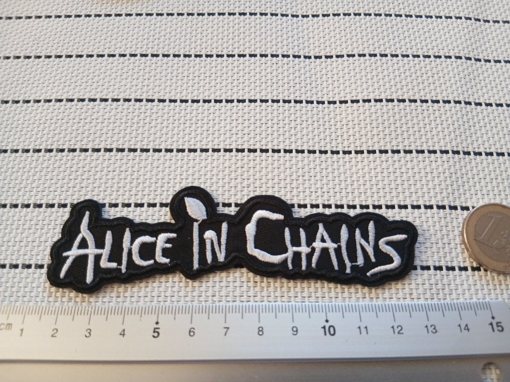 Alice In Chains €3 aanbieding shaped logo patch a22 rock, Ophalen of Verzenden, Nieuw, Kleding