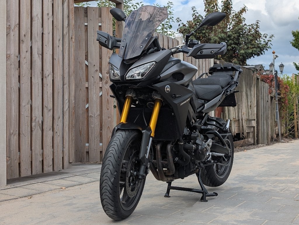 Yamaha tracer 900 in zeer nette staat + boordevol opties, Gebruikt, Particulier, Toermotor