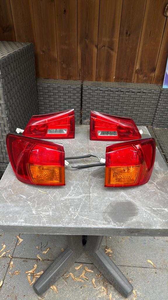Complete set achterlichten Lexus IS 250 (2006) goede staat, Ophalen, Gebruikt, Lexus