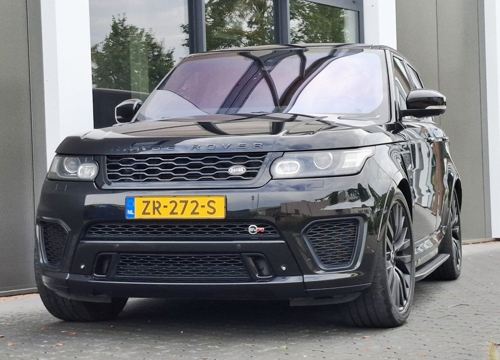 Range Rover Sport 5.0 V8 SVR l Black optic l 22inch l Sidest, Automaat, Sound system, 3000 kg, Zwart