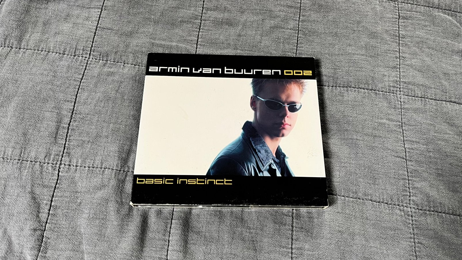 Armin van Buuren – 002: Basic Instinct (Dubbel-CD, 2001), Ophalen of Verzenden