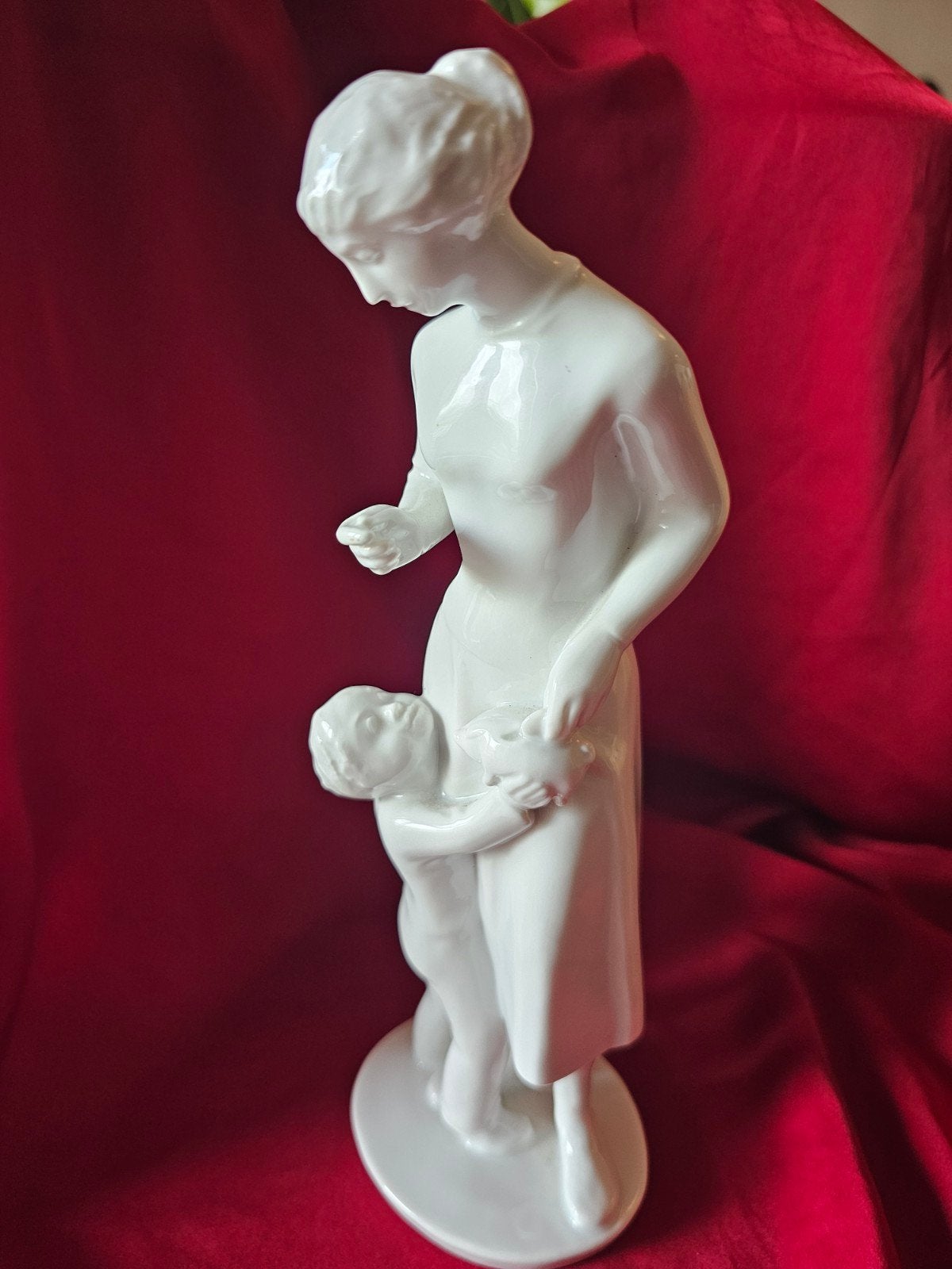 Rosenthal Porseleinen Beeld: Moeder en Kind, Groep mensen, Ophalen of Verzenden, Beeld, 20 - 50 cm