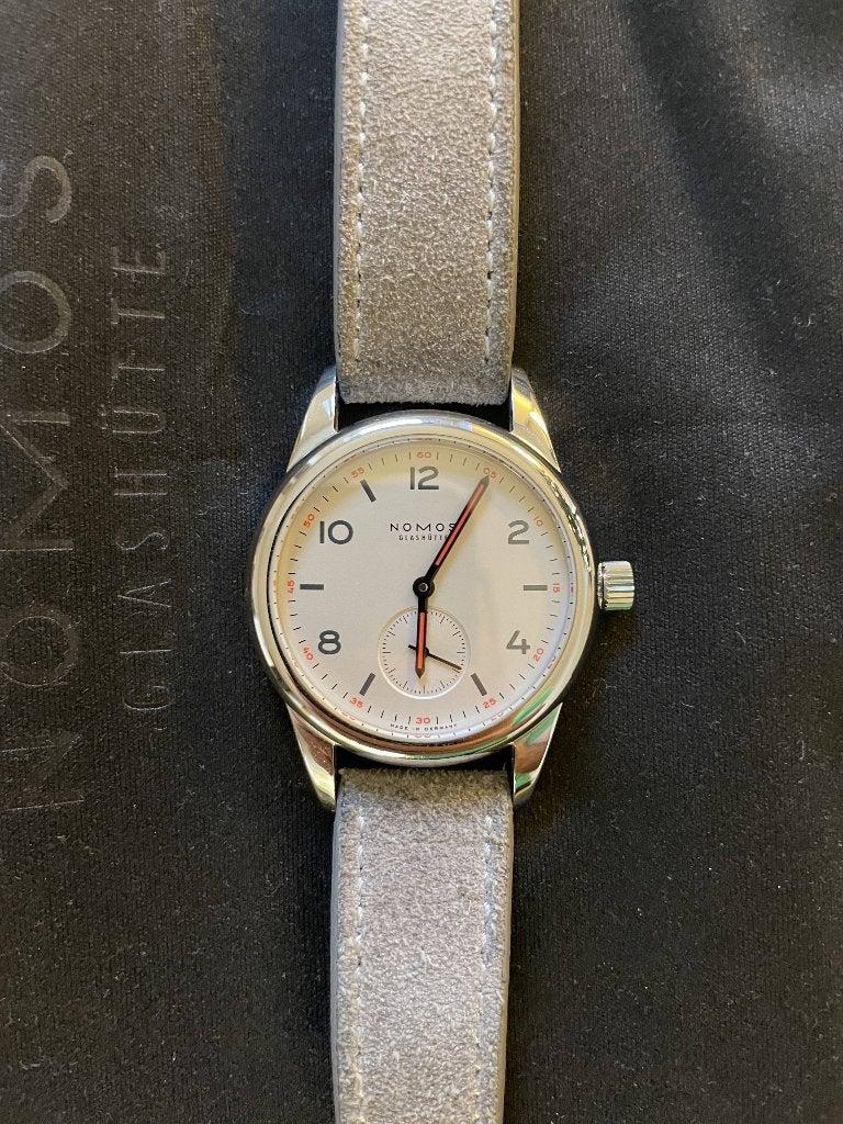 NOMOS Club 701 handopwindbaar horloge, 36 mm, Ophalen of Verzenden, Zo goed als nieuw, Leer, Overige merken