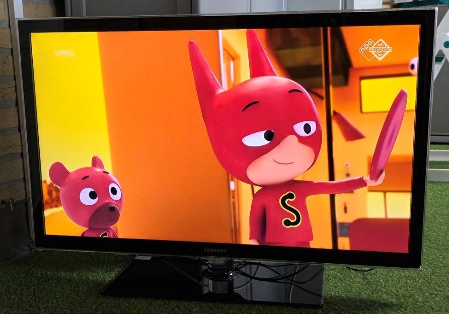 Samsung 37 inch 94cm met Internet HDMI USB, Ophalen, Gebruikt