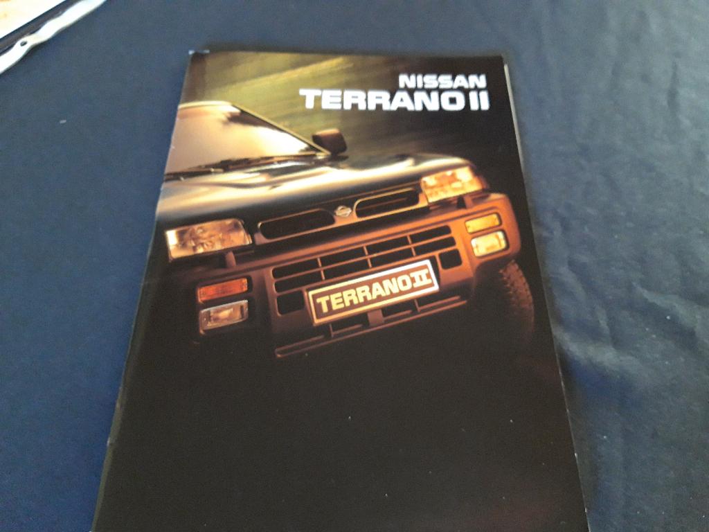Folder Nissan Terrano II 1993 - Nederlands, Ophalen of Verzenden, Zo goed als nieuw, Nissan