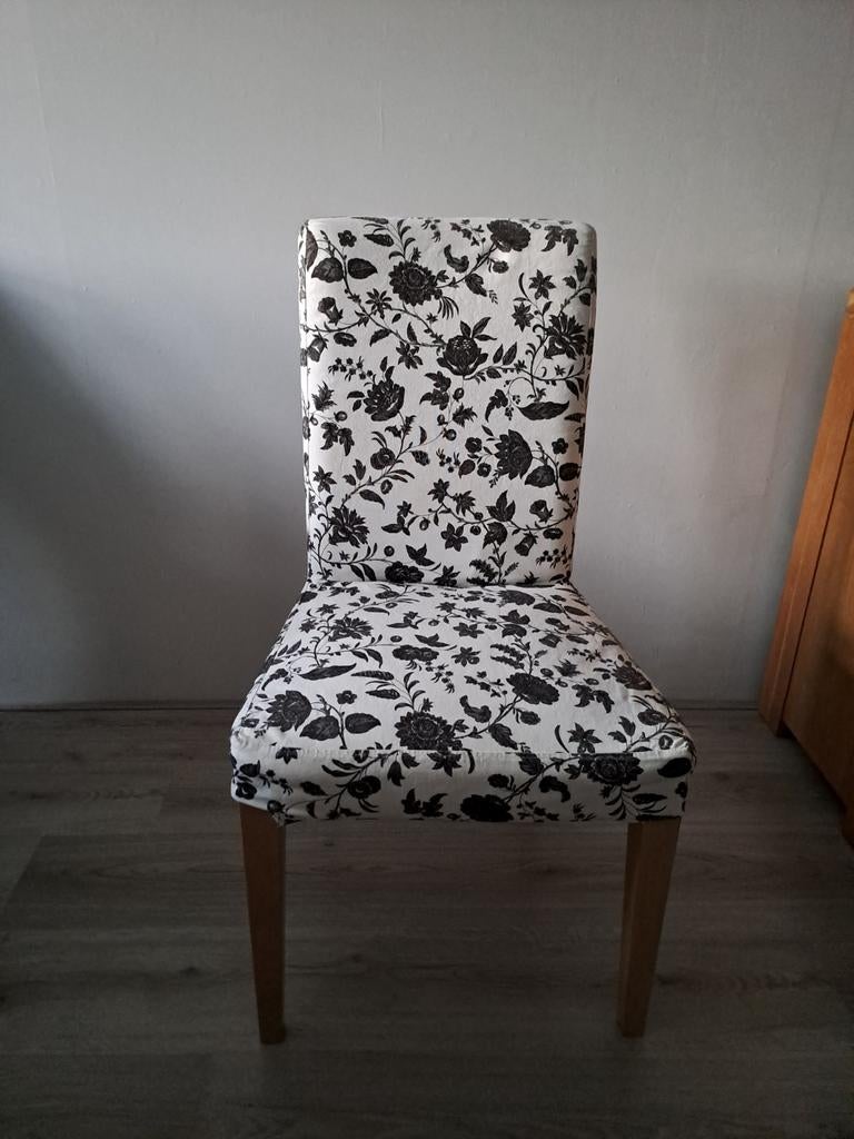 IKEA Hendriksdal stoel hoes bloemenprint eetkamerstoel, Huis en Inrichting, Stoelen, Zo goed als nieuw, Eén, Wit, Ophalen of Verzenden