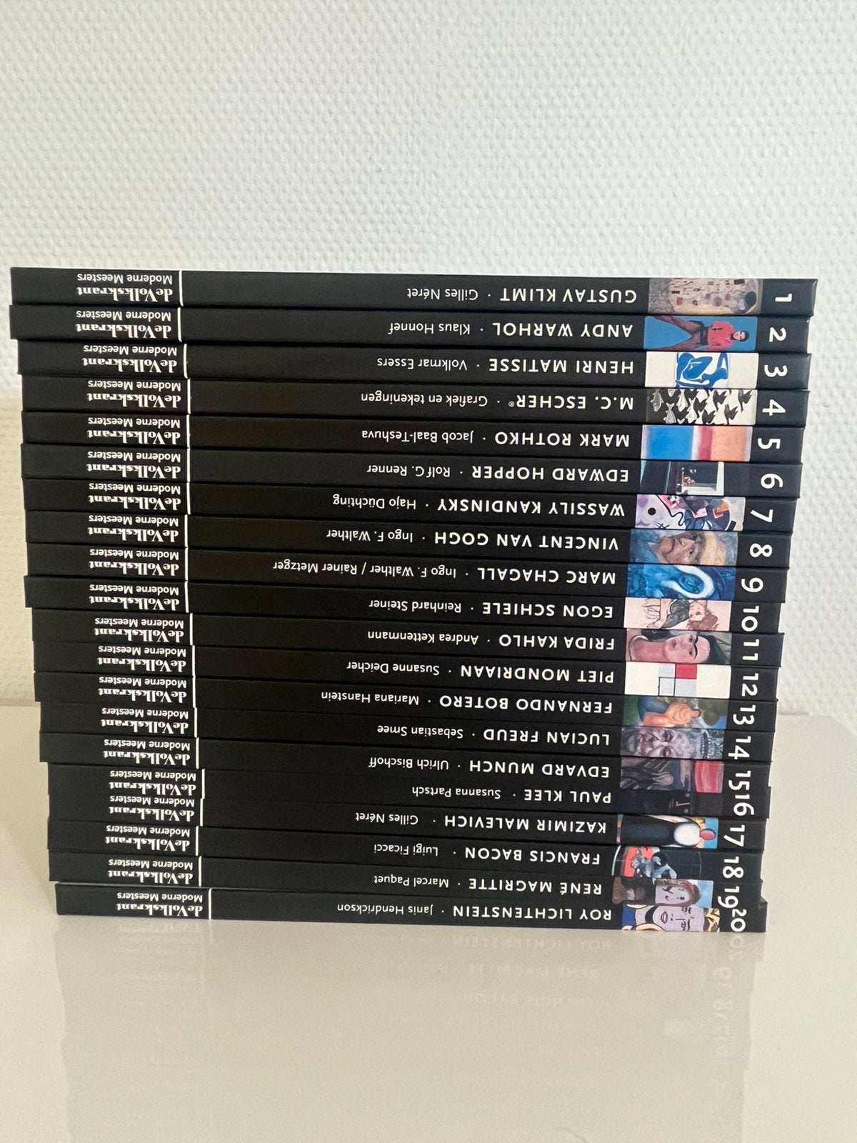 Taschen De Volkskrant Moderne Meesters deel 1 t/m 20, Boeken, Ophalen of Verzenden, Zo goed als nieuw, Overige onderwerpen, Diverse Auteurs