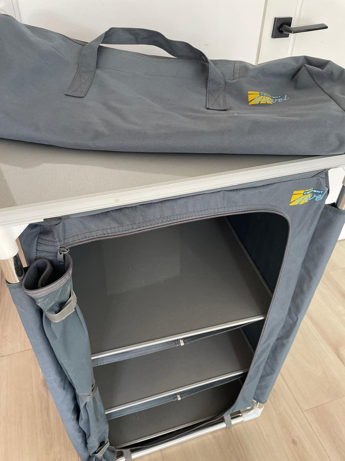 Campingkast Campart met 2 planken - Handig en compact, Ophalen of Verzenden