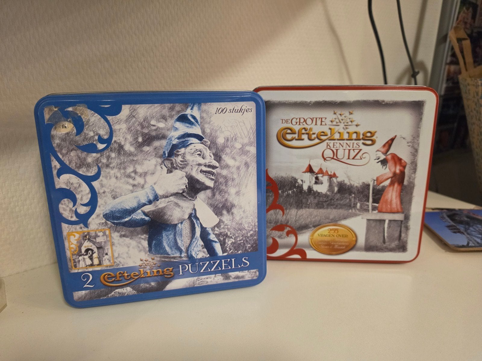 blauw zijn 2 puzzels rode is een efleling quiz, Verzamelen, Ophalen of Verzenden, Button of Speldje