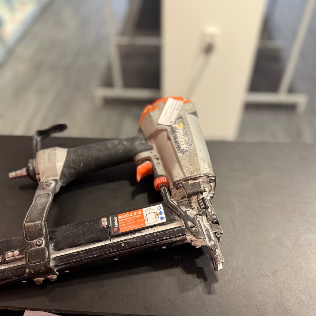 Paslode S200.2 S16 Tacker | Met garantie, 7artisans, Zo goed als nieuw, http://www.7artisans.com/en/index.html, 7 Police Street, Manchester, M2 7LQ