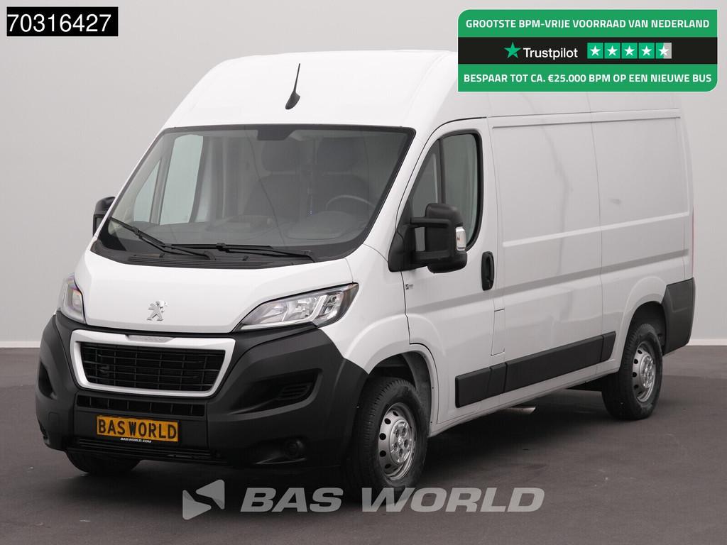 Peugeot Boxer 140PK L2H2 Airco Cruise CarPlay Parkeersensore, Stof, Gebruikt, Euro 6, 4 cilinders