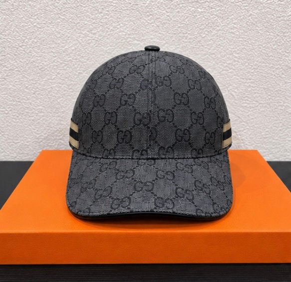 Gucci pet - Grijs - nieuw model 2026, enige op marktplaats, Kleding | Heren, Ophalen of Verzenden, Zo goed als nieuw