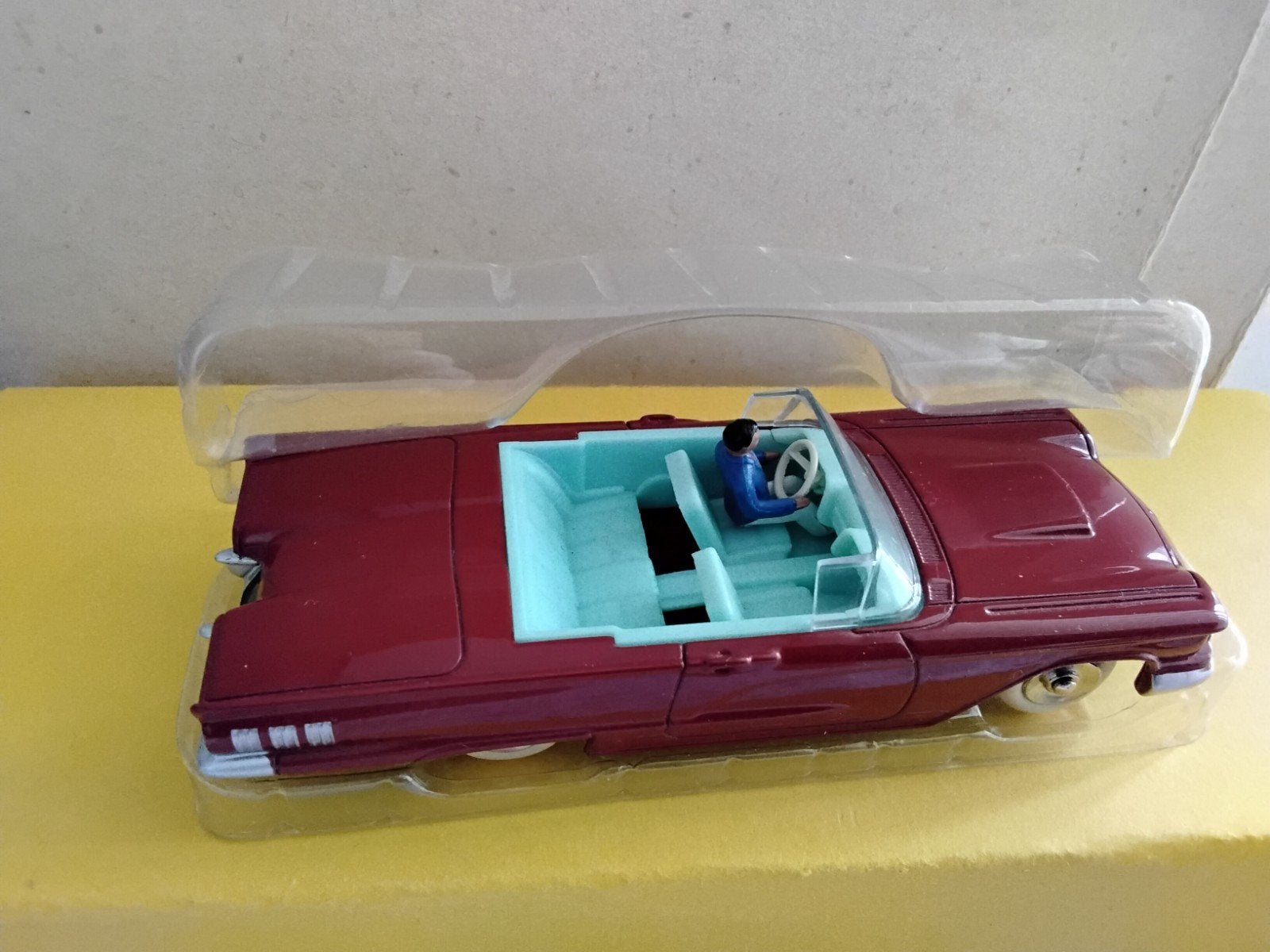 DINKY TOYS ATLAS  CABRIOLET  FORD "THUNDERBIRD"  NO 555, Ophalen of Verzenden, Auto, Dinky Toys