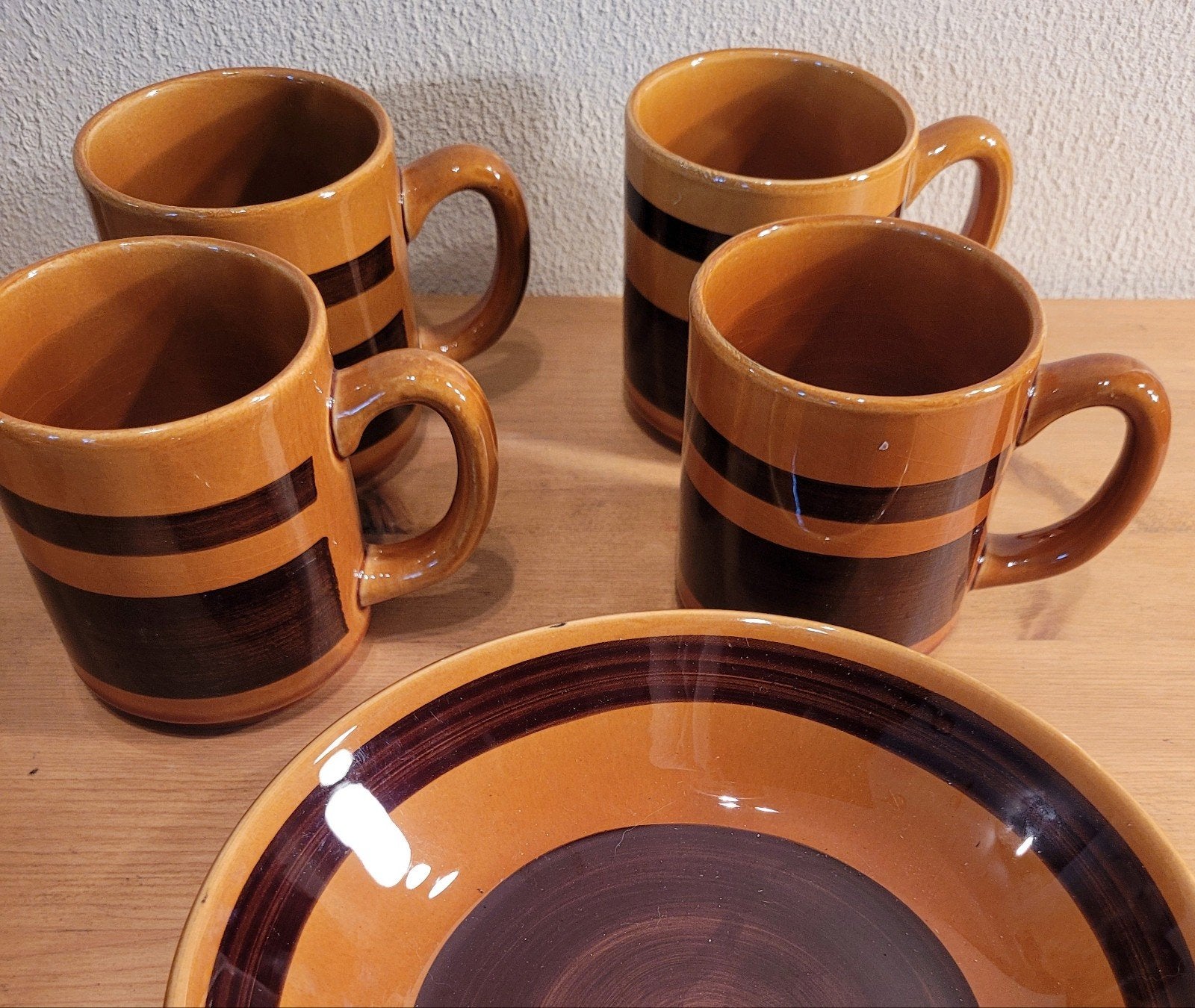 4 bekers en schaal Gien vintage oker strepen jaren 60 70 set, Antiek en Kunst, Antiek | Keramiek en Aardewerk, Ophalen of Verzenden