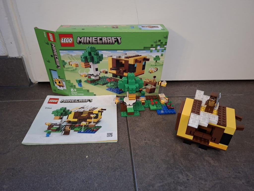 Lego Minecraft 21241 "The Bee Cottage", Kinderen en Baby's, Speelgoed | Duplo en Lego, Minecraft, Lego, Ophalen of Verzenden, Zo goed als nieuw