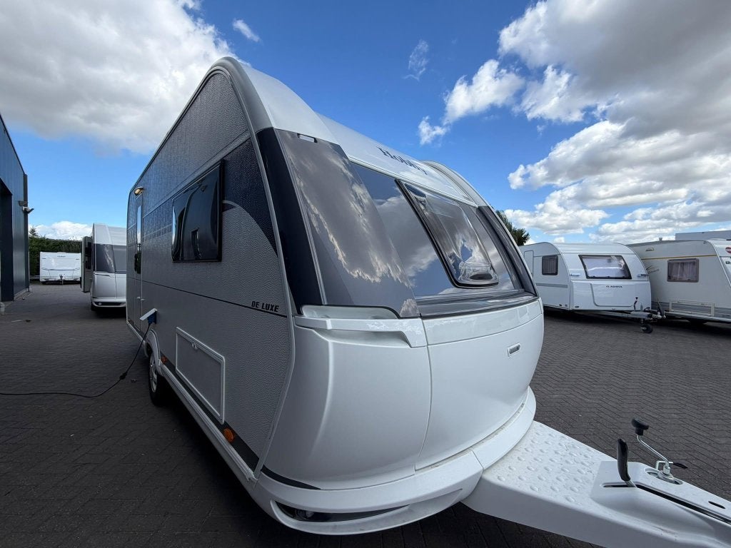 Hobby De Luxe 460 SL Model 2027!, Hobby, Treinzit, Tot en met 3, 2 aparte bedden