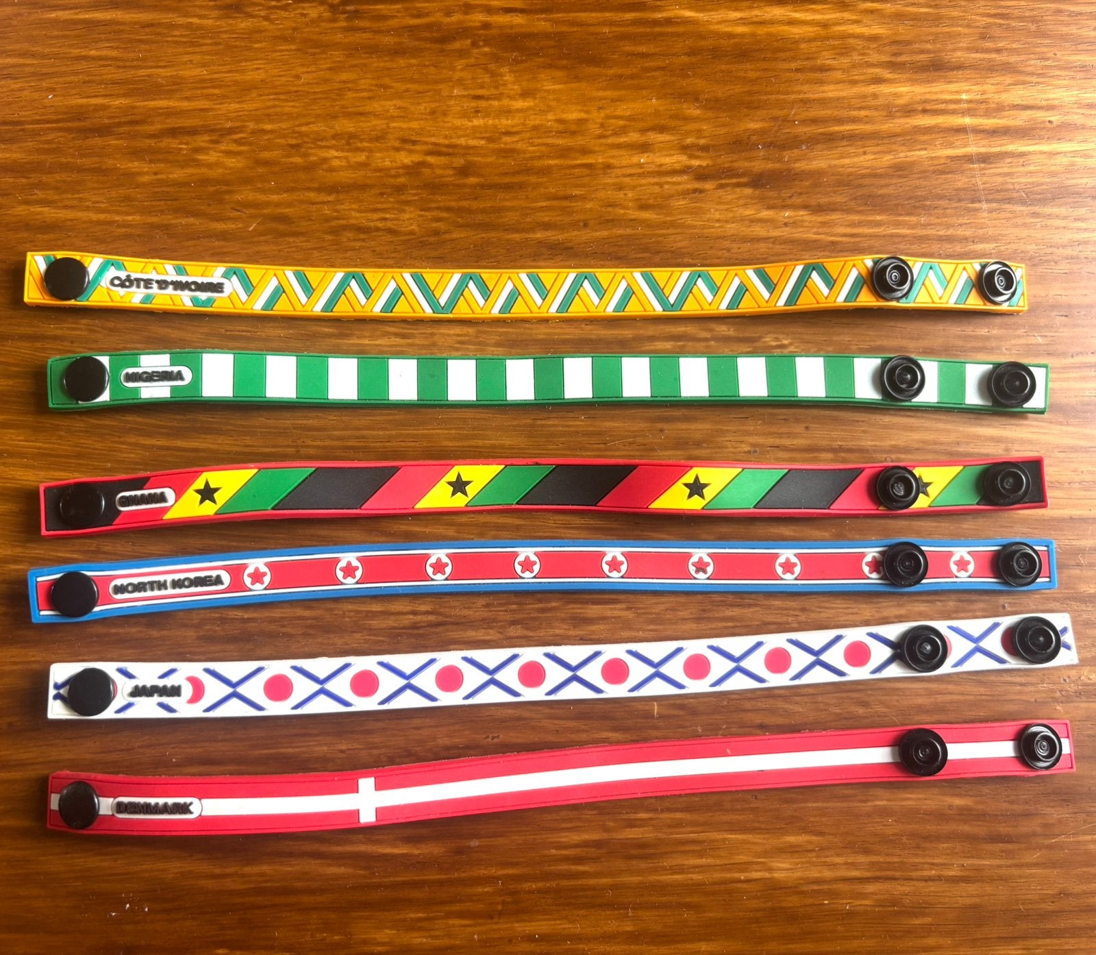 Plus WK voetbal juichbandjes armbandjes, Ophalen of Verzenden