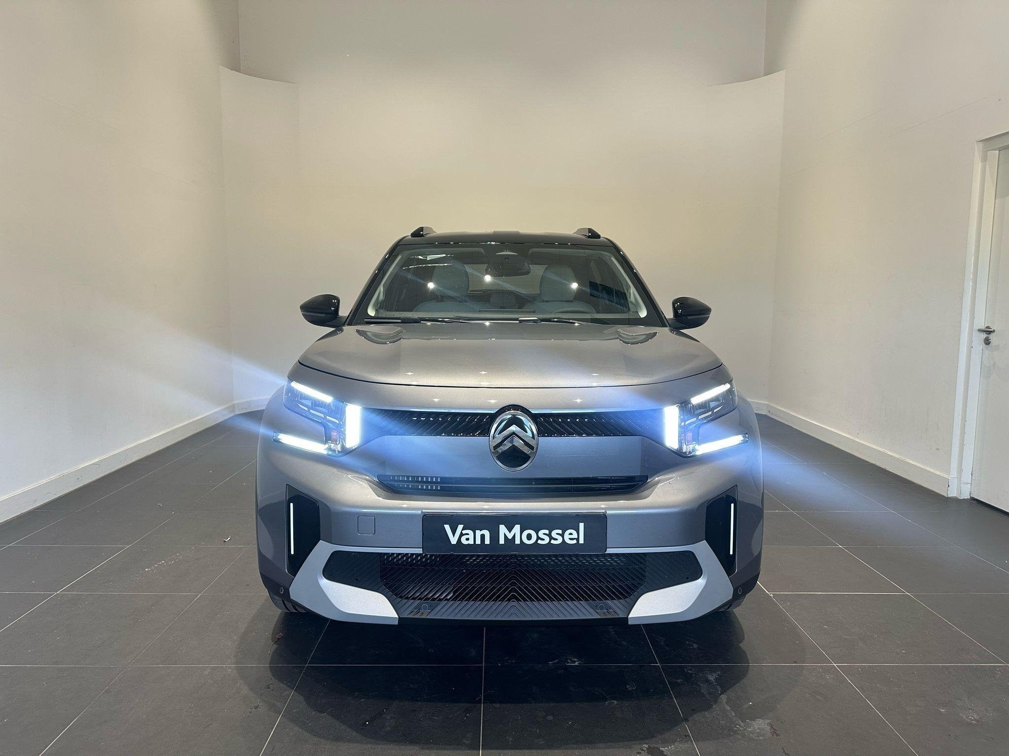 Citroen Ë-C3 Aircross Max 113pk Extended Range 54 kWh l Cam, 12 maanden, Gebruikt, 327 min, Origineel Nederlands