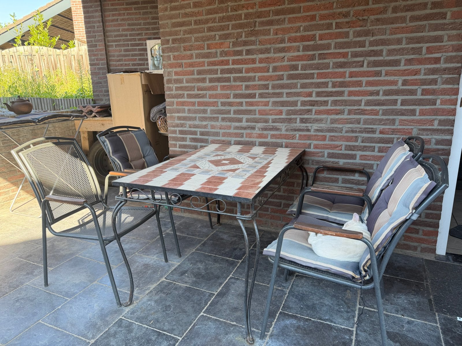 Tuinset met mozaïek tafel en 4 stoelen, Ophalen, Gebruikt, Eettafel, Tuinset