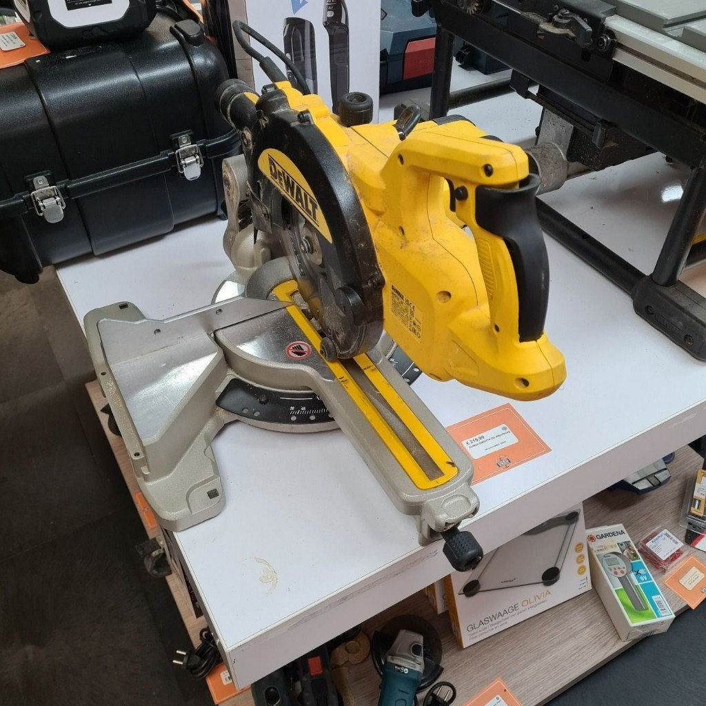 DeWalt DWS774 QS Afkortzaag, Ophalen, Gebruikt, 70 mm of meer, Dewalt