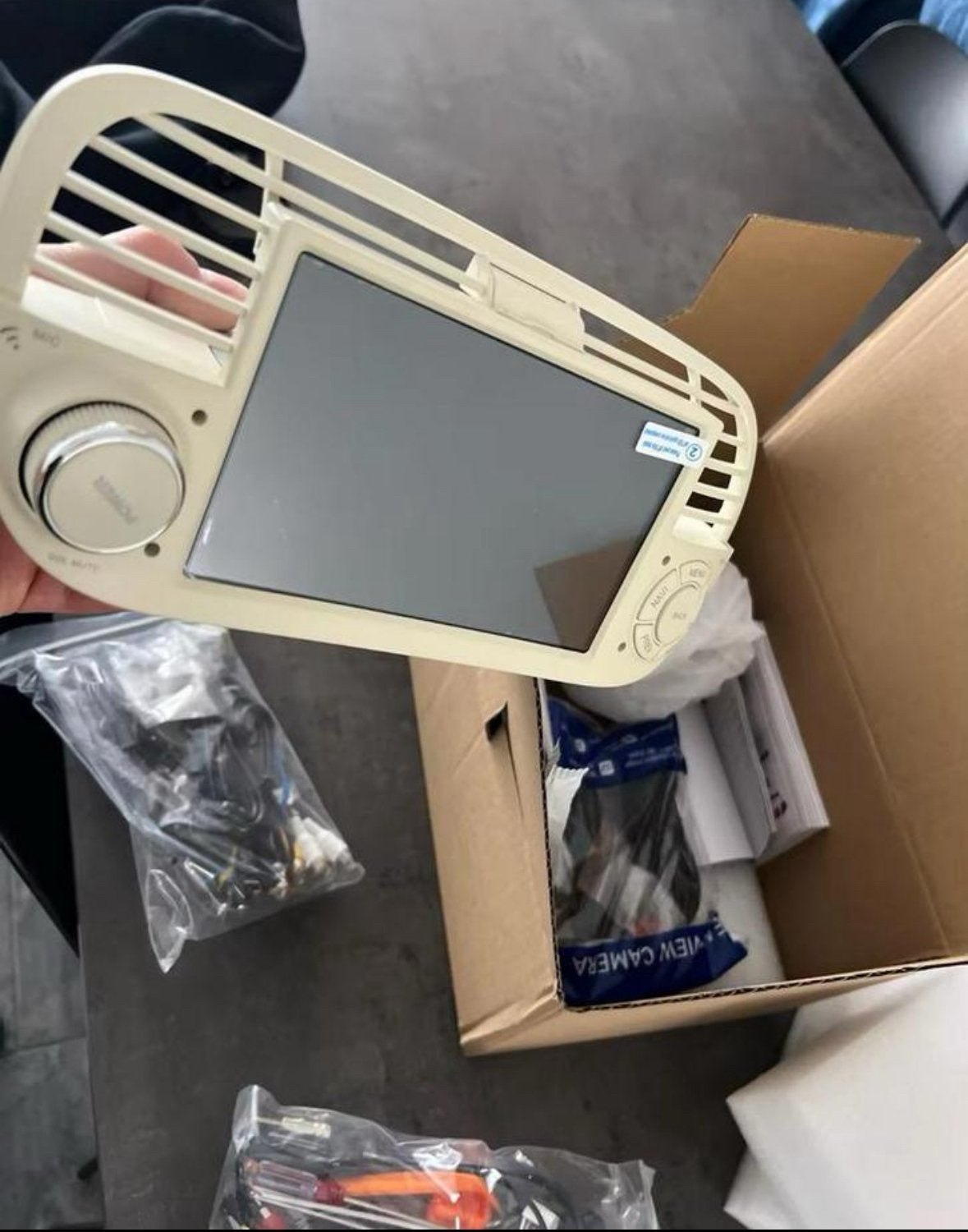 Fiat 500 carplay 2007 t/m 2015 + MONTAGE!