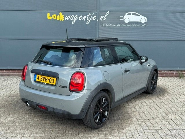 Mini 1.5 Cooper Chili Business *schuifdak *keyless *17 inch, Voorwielaandrijving, 136 pk, Gebruikt, 4 stoelen