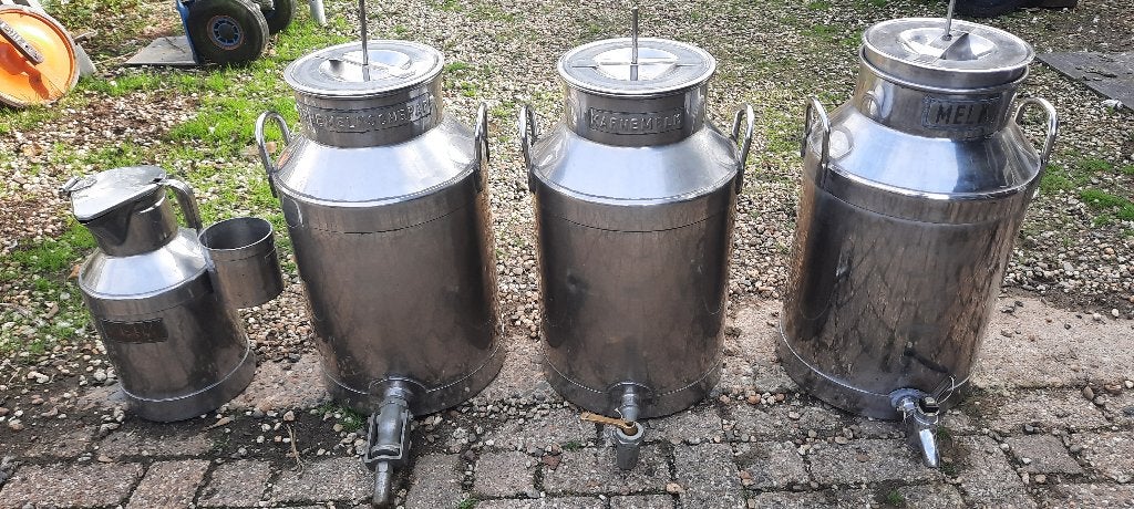 RVS Melkbussen, Karnemelksepap, Karnemelk en Melkventerskan, Tuin en Terras, Ophalen, Gebruikt, Niet van toepassing, Niet van toepassing