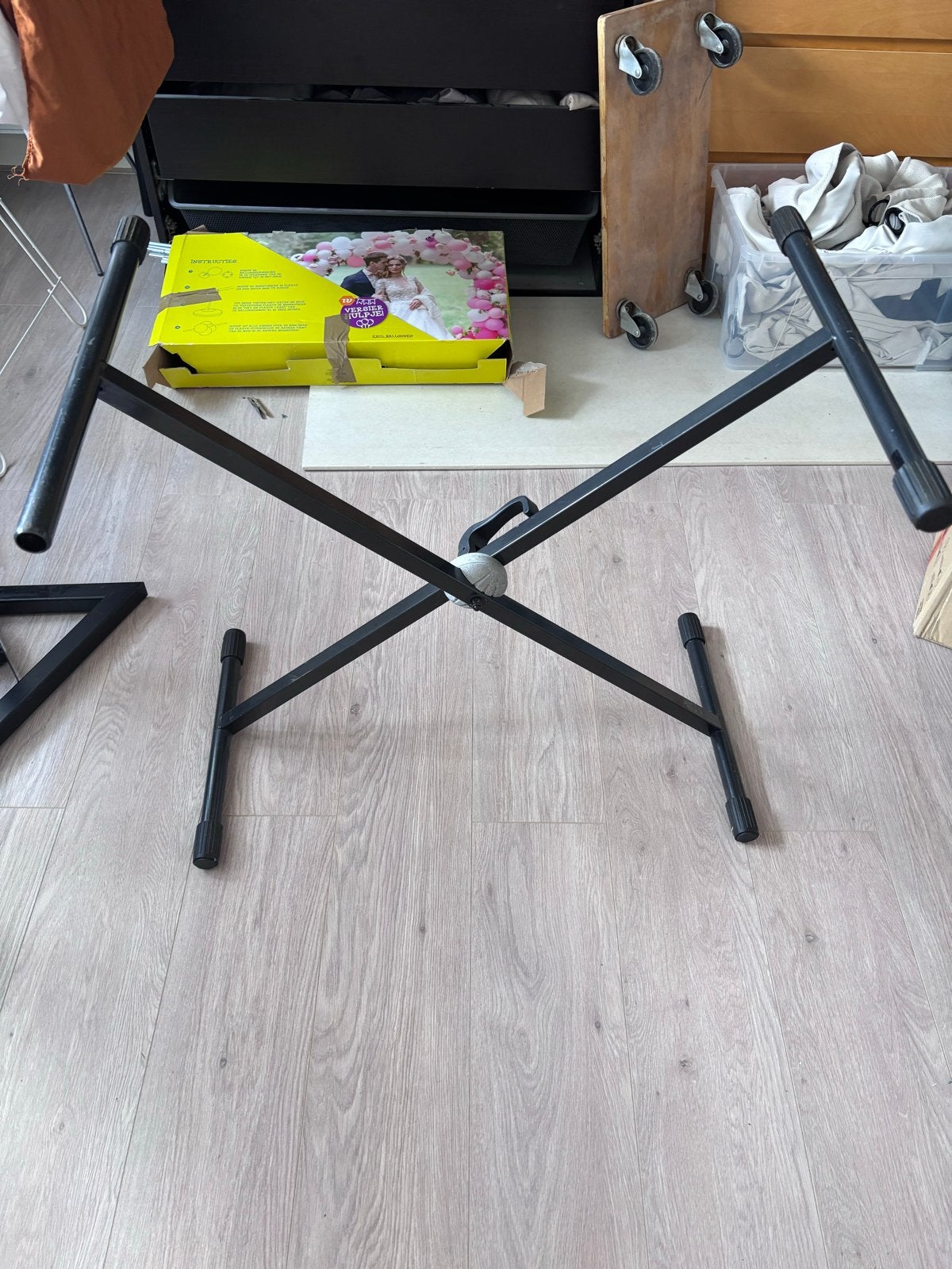 Goede piano standaard, weinig gebruikt, Muziek en Instrumenten, Standaards, Ophalen, Zo goed als nieuw, Instrumentstandaard, Keyboard of Synthesizer