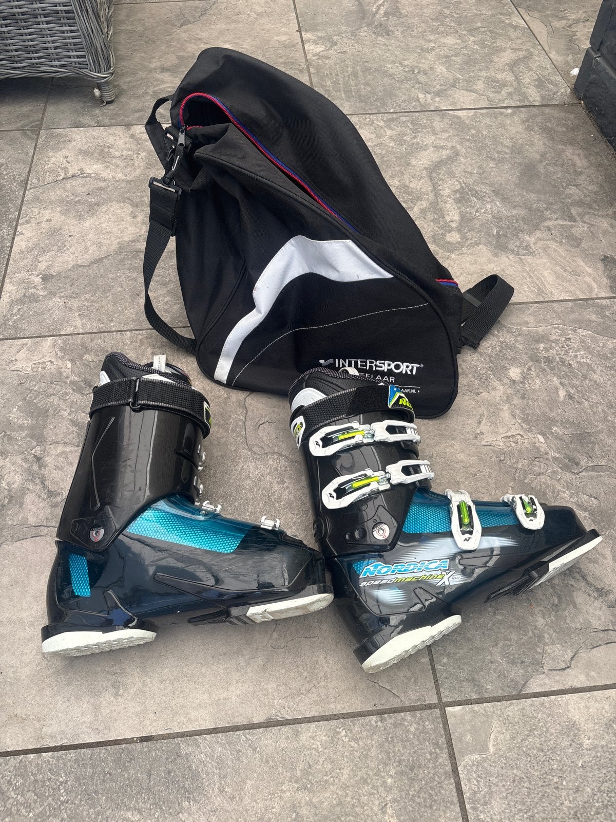 Complete ski-set: Ski's, stokken, schoenen en tassen, 160 tot 180 cm, Gebruikt, Ophalen of Verzenden, Nordica
