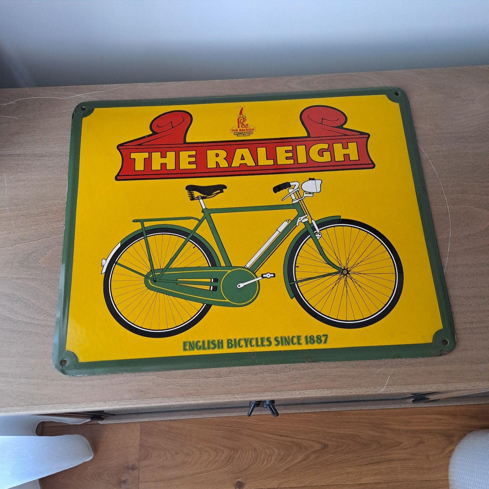 Emaille reclamebord raleigh fietsen jaren 50, Ophalen of Verzenden, Gebruikt, Reclamebord