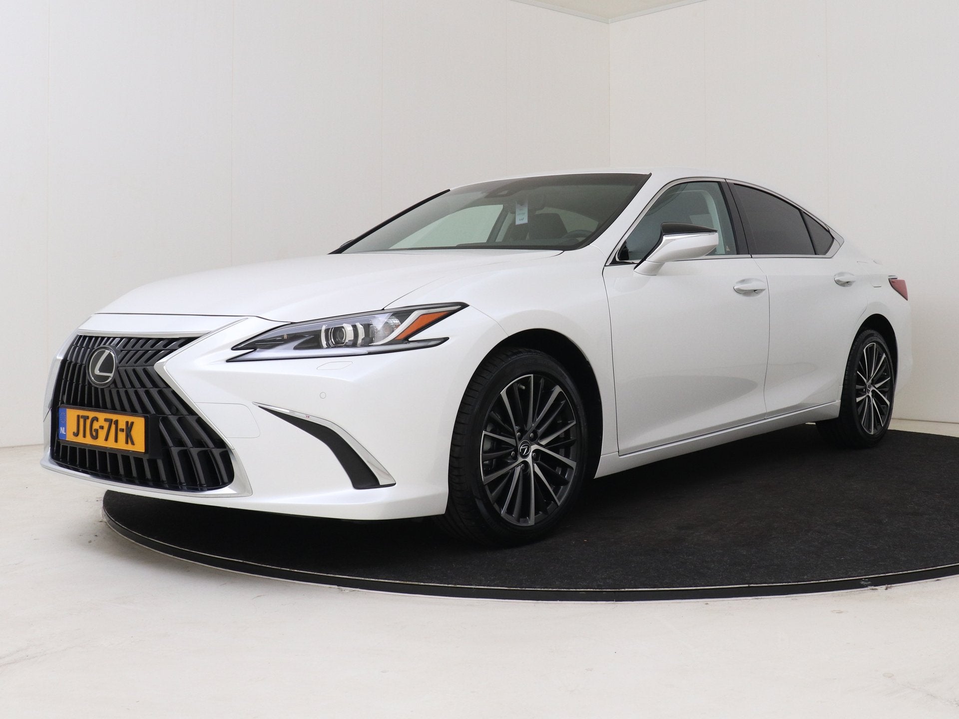 Lexus ES 300h 35th Edition |Sunroof |Lederen Bekleding | App, Auto's, Lexus, 12 maanden, 4 cilinders, 1655 kg, Wit