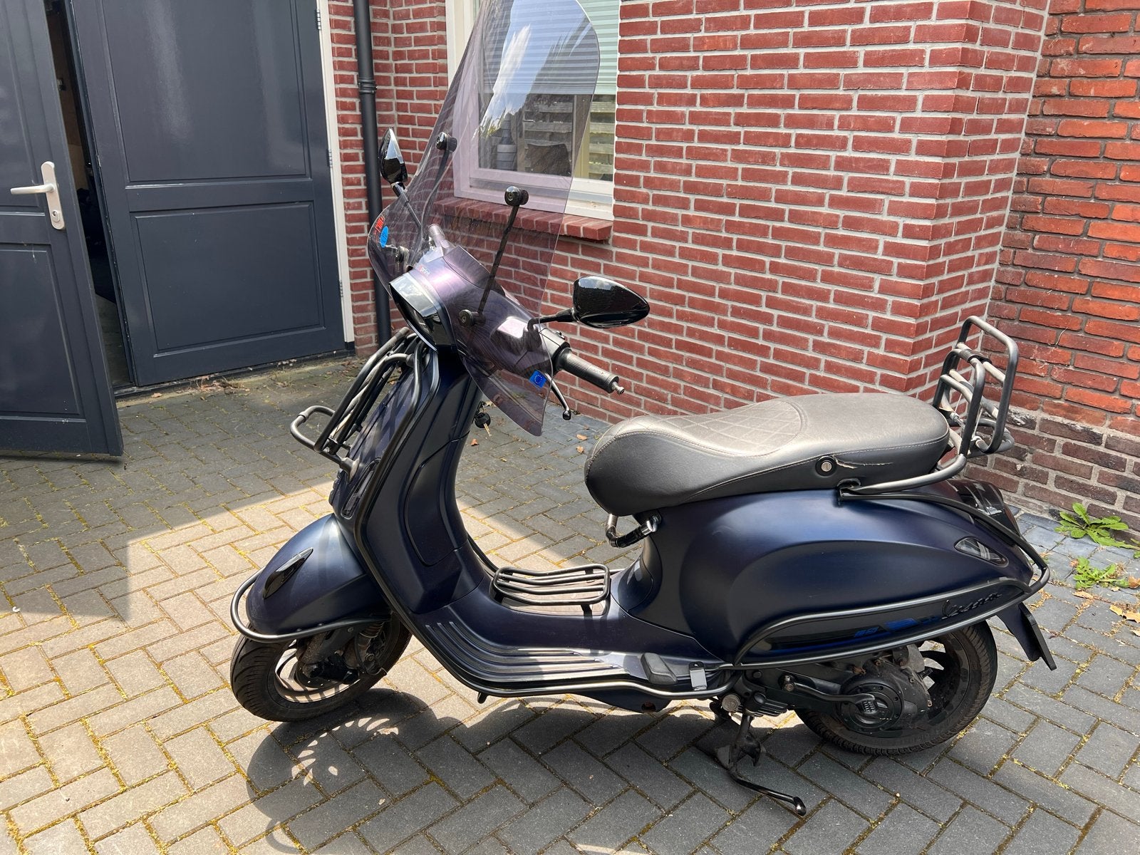 Vespa Sprint. Met afleverbeurt en veel opties., Fietsen en Brommers, Ophalen, Gebruikt, Overige modellen, Benzine