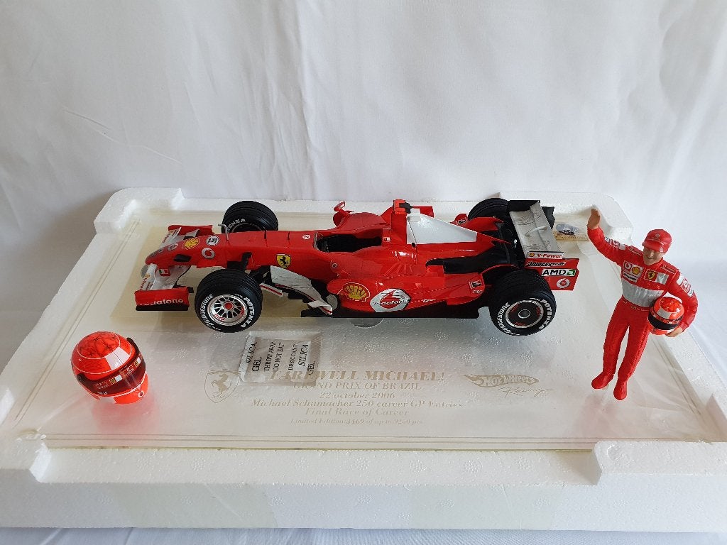 Michael Schumacher Ferrari 248 F1 Brazilië Farewell 1:18, Hobby en Vrije tijd, Ophalen of Verzenden, Zo goed als nieuw, Auto, Hot Wheels