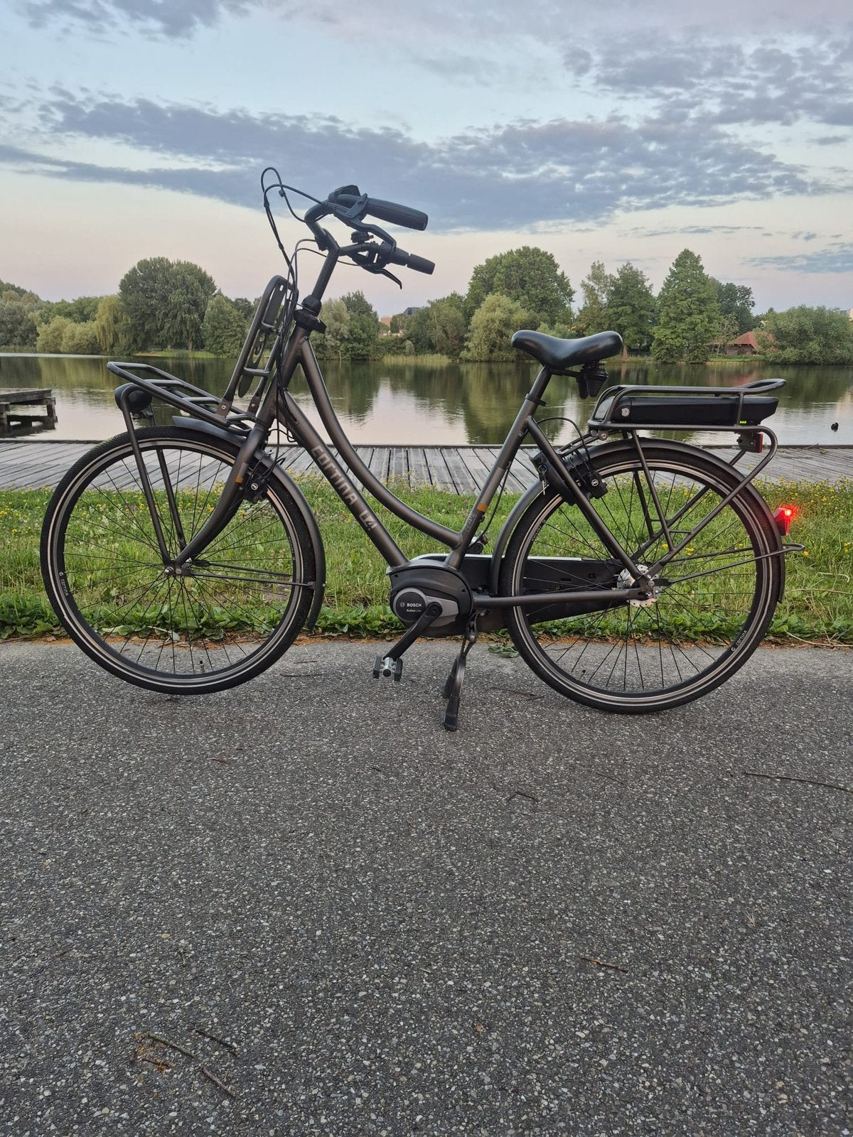 Cortina E-U4 Transportfiets – Bosch middenmotor -500Wh Accu, Fietsen en Brommers, Elektrische fietsen, 55 tot 59 cm, Ophalen, Zo goed als nieuw