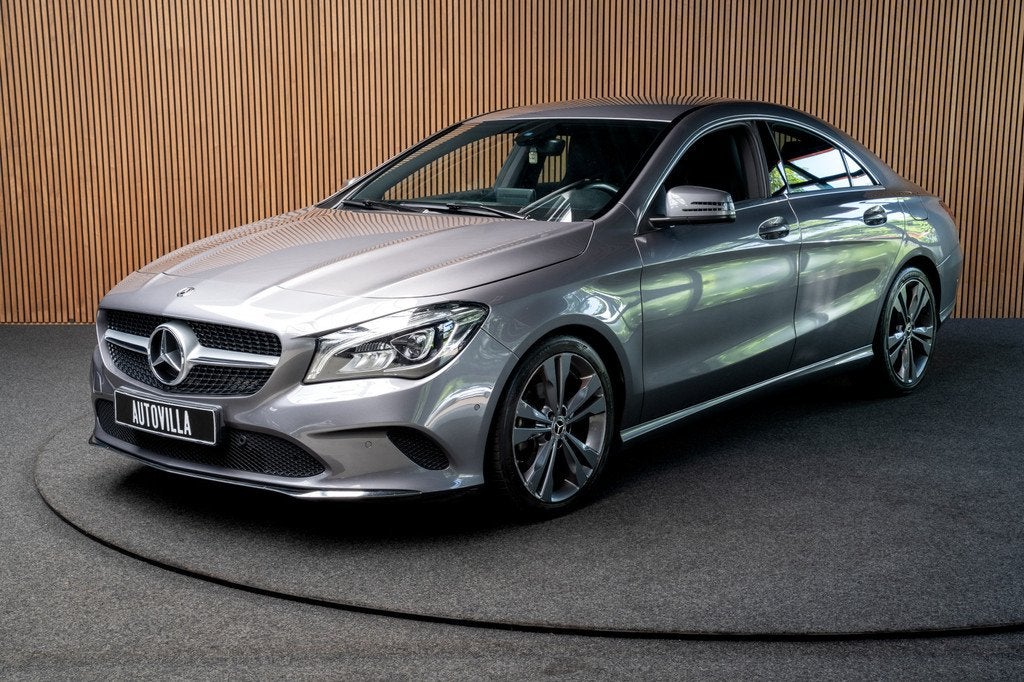 Mercedes-Benz CLA-Klasse 180 d AMG line Navi Leer Camera PTS, CLA, Achterwielaandrijving, Gebruikt, 4 cilinders