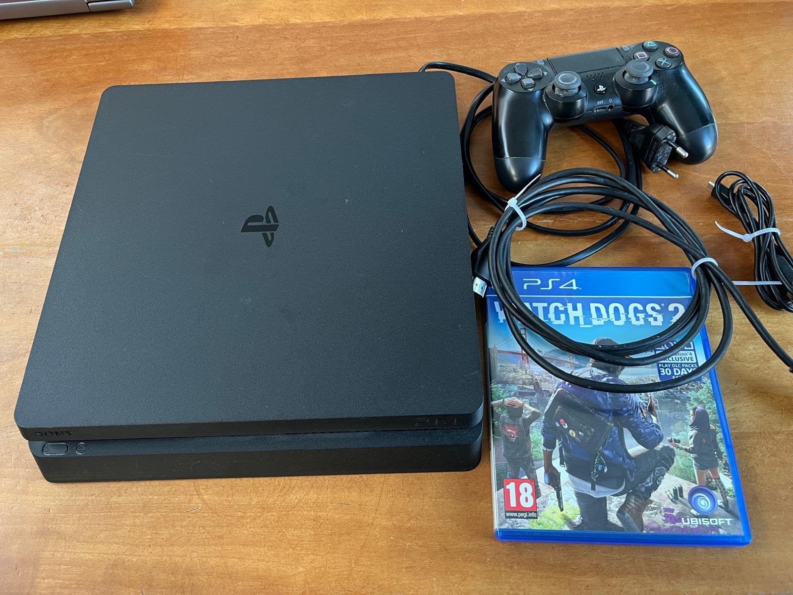 PlayStation 4 Slim 1TB met 1 controller en Watch Dogs 2, Ophalen of Verzenden, 1 TB, Met 1 controller, Slim